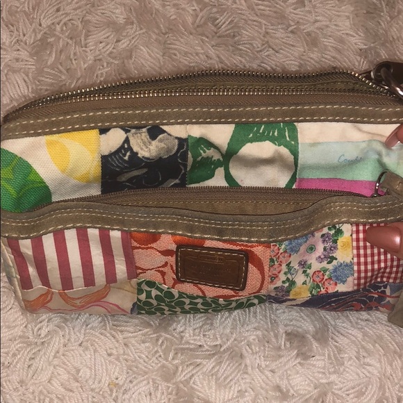 Coach patchwork Purse - Picture 3 of 8